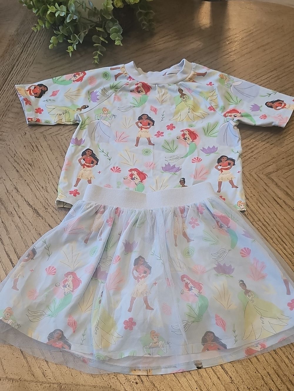 Disney Blue Pastel Princess Print Top and Tulle Skort Size 5/6